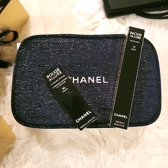 CHANEL Makeup 223 Chanel Absolute Allure Holiday Beauty Set With